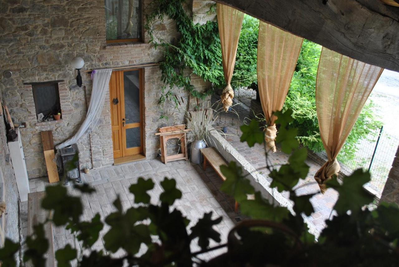 Agriturismo Petrarosa Neviano degli Arduini 外观 照片