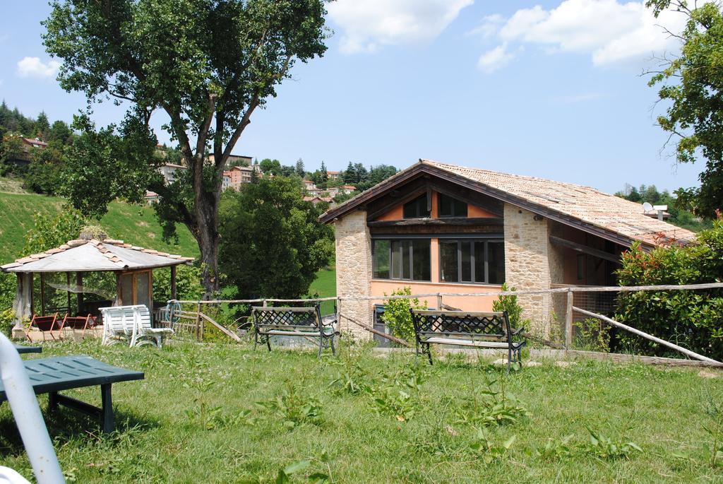 Agriturismo Petrarosa Neviano degli Arduini 外观 照片